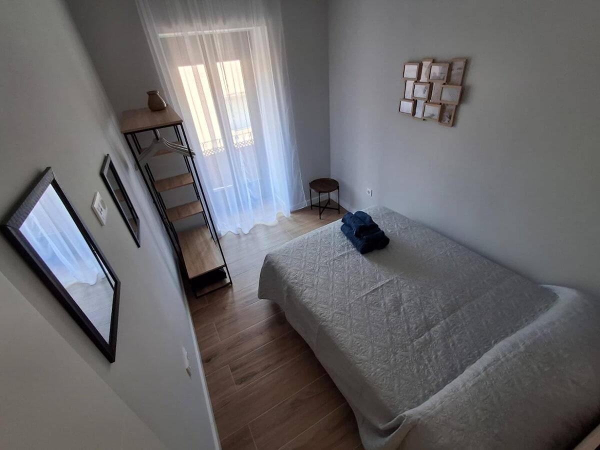 Apartamentos Tierra Lavanda บริฮูเอกา ภายนอก รูปภาพ