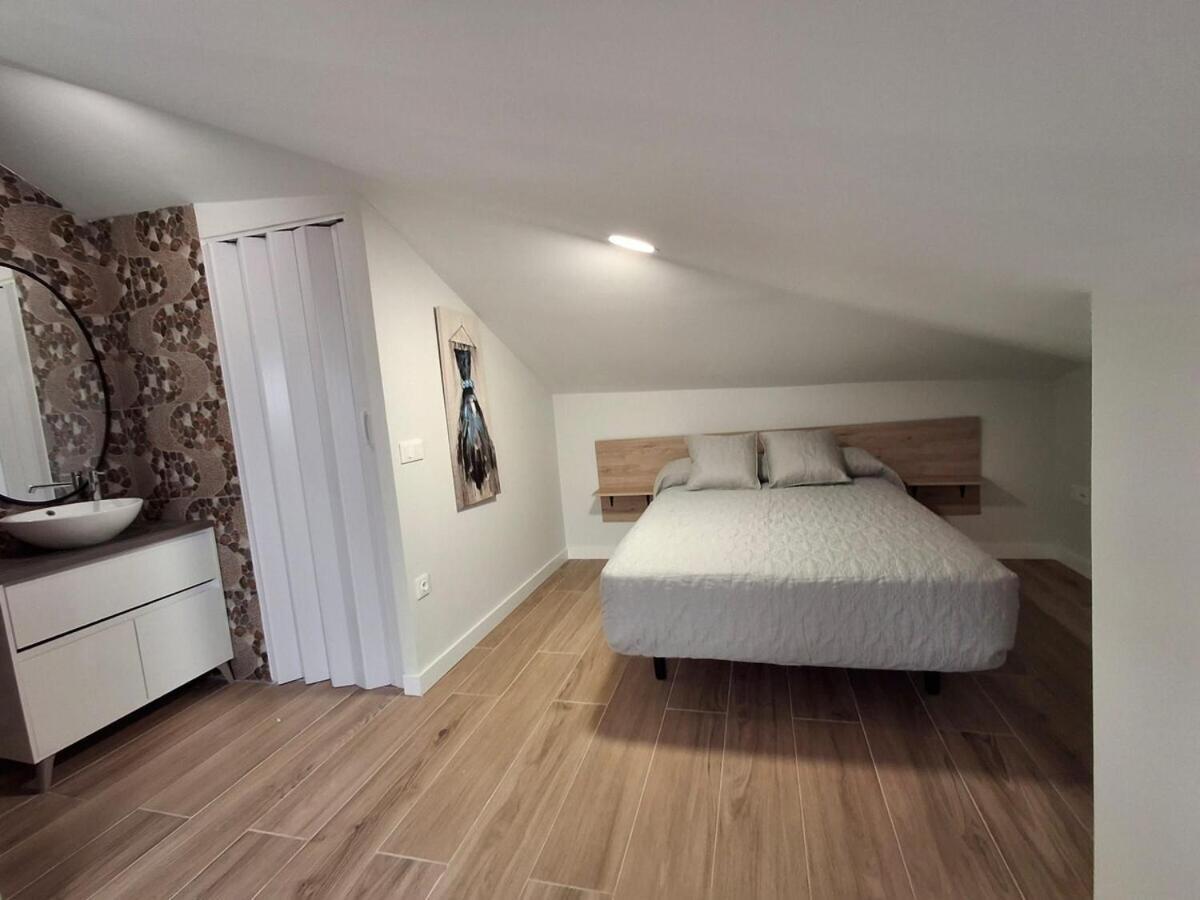 Apartamentos Tierra Lavanda บริฮูเอกา ภายนอก รูปภาพ