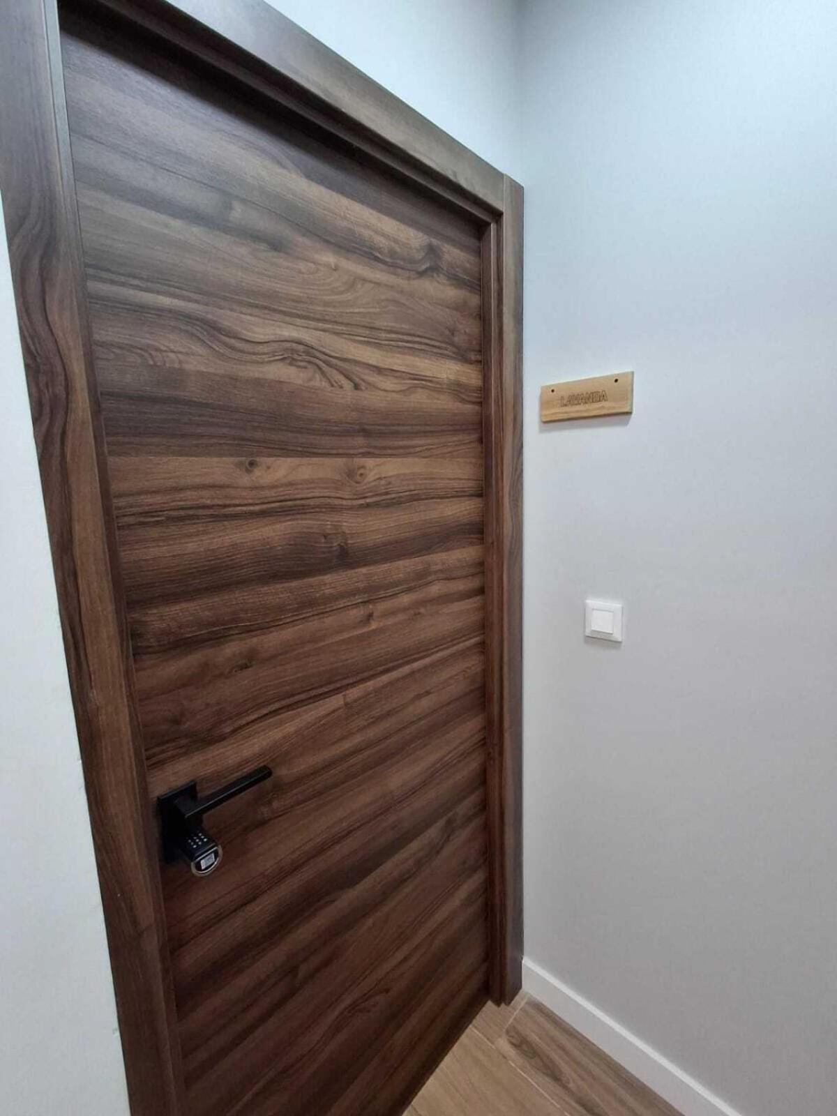 Apartamentos Tierra Lavanda บริฮูเอกา ภายนอก รูปภาพ