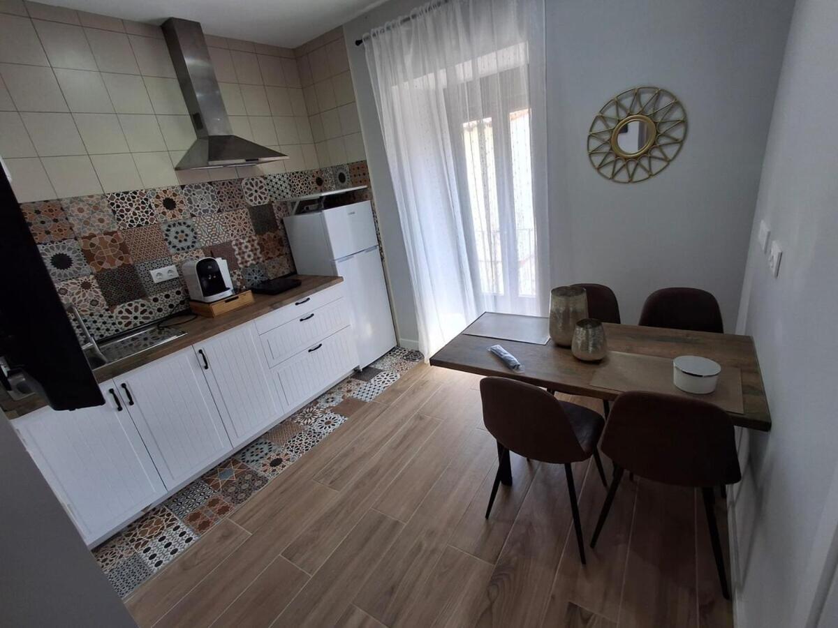 Apartamentos Tierra Lavanda บริฮูเอกา ภายนอก รูปภาพ