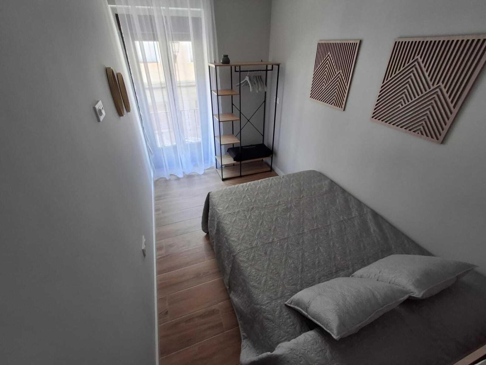 Apartamentos Tierra Lavanda บริฮูเอกา ภายนอก รูปภาพ