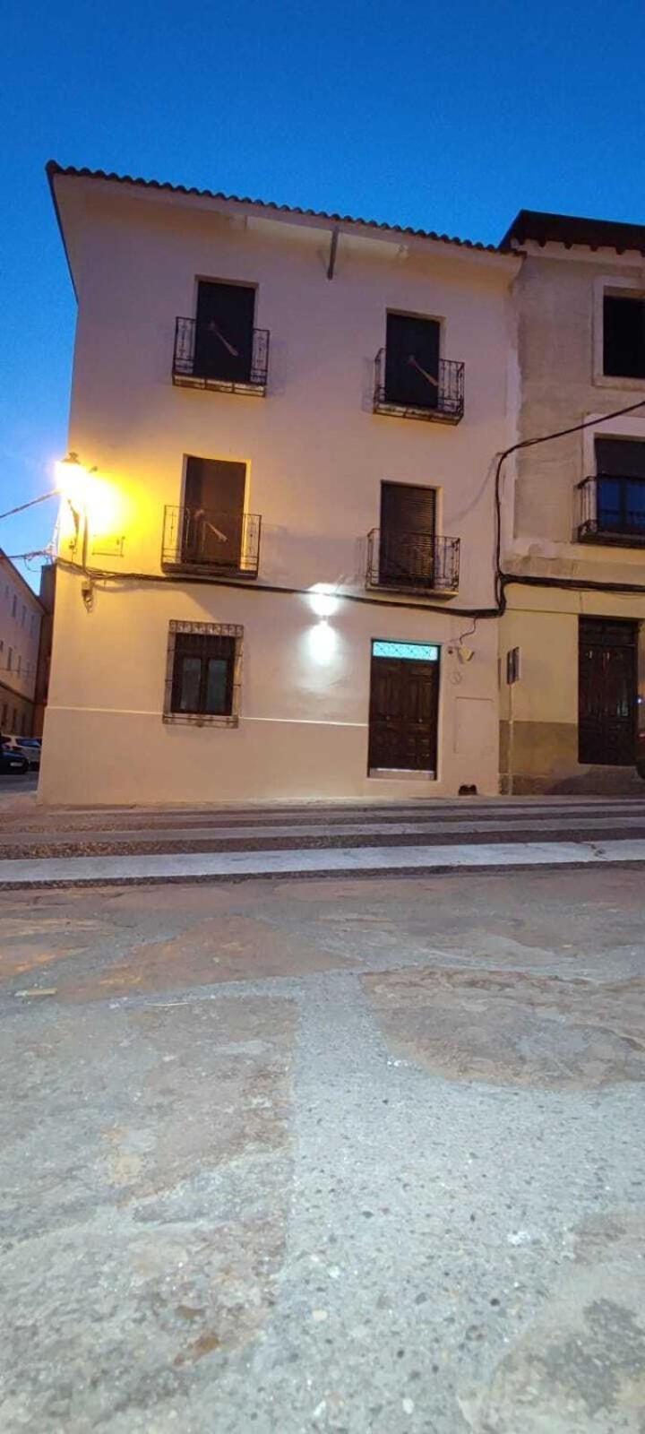 Apartamentos Tierra Lavanda บริฮูเอกา ภายนอก รูปภาพ