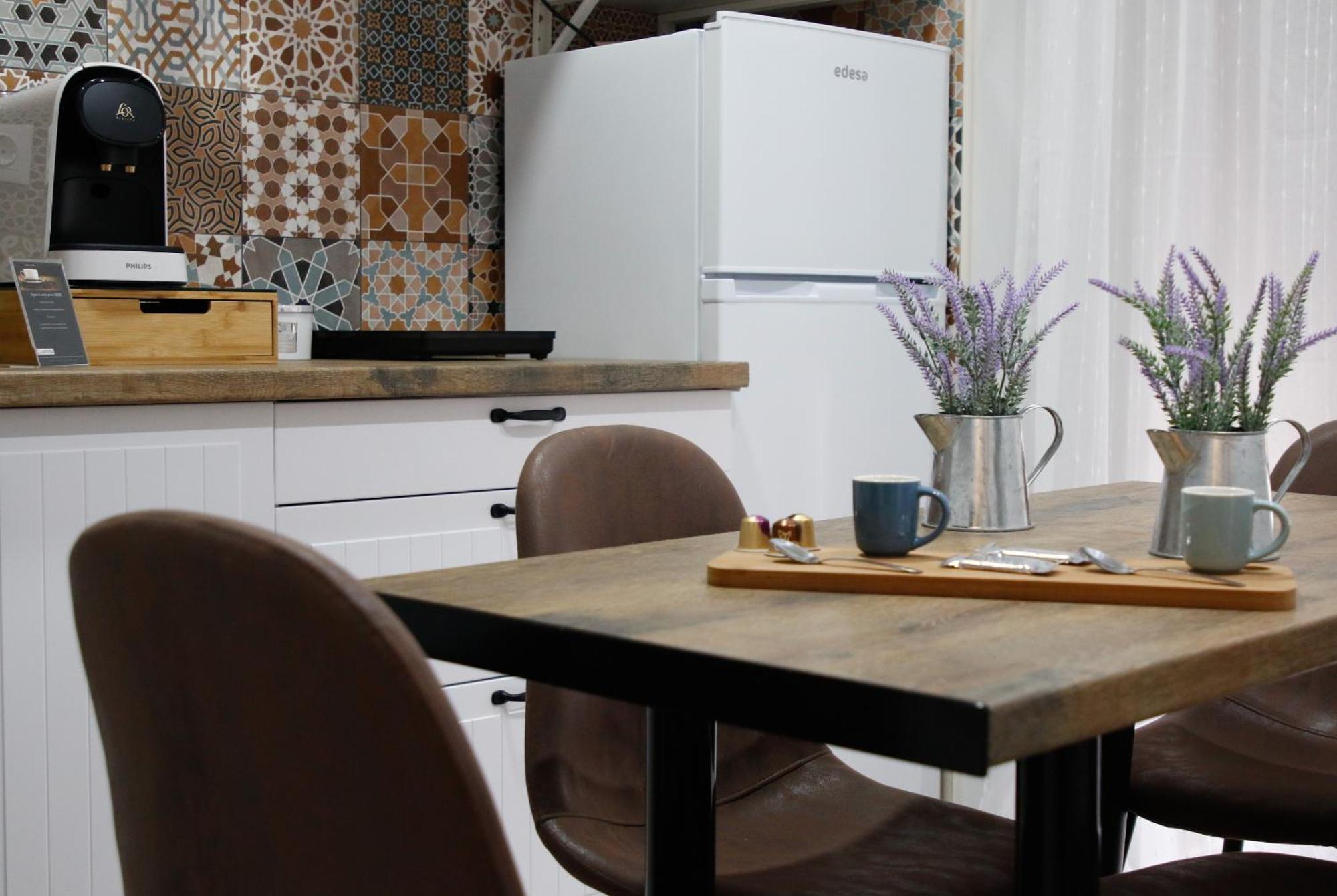 Apartamentos Tierra Lavanda บริฮูเอกา ภายนอก รูปภาพ